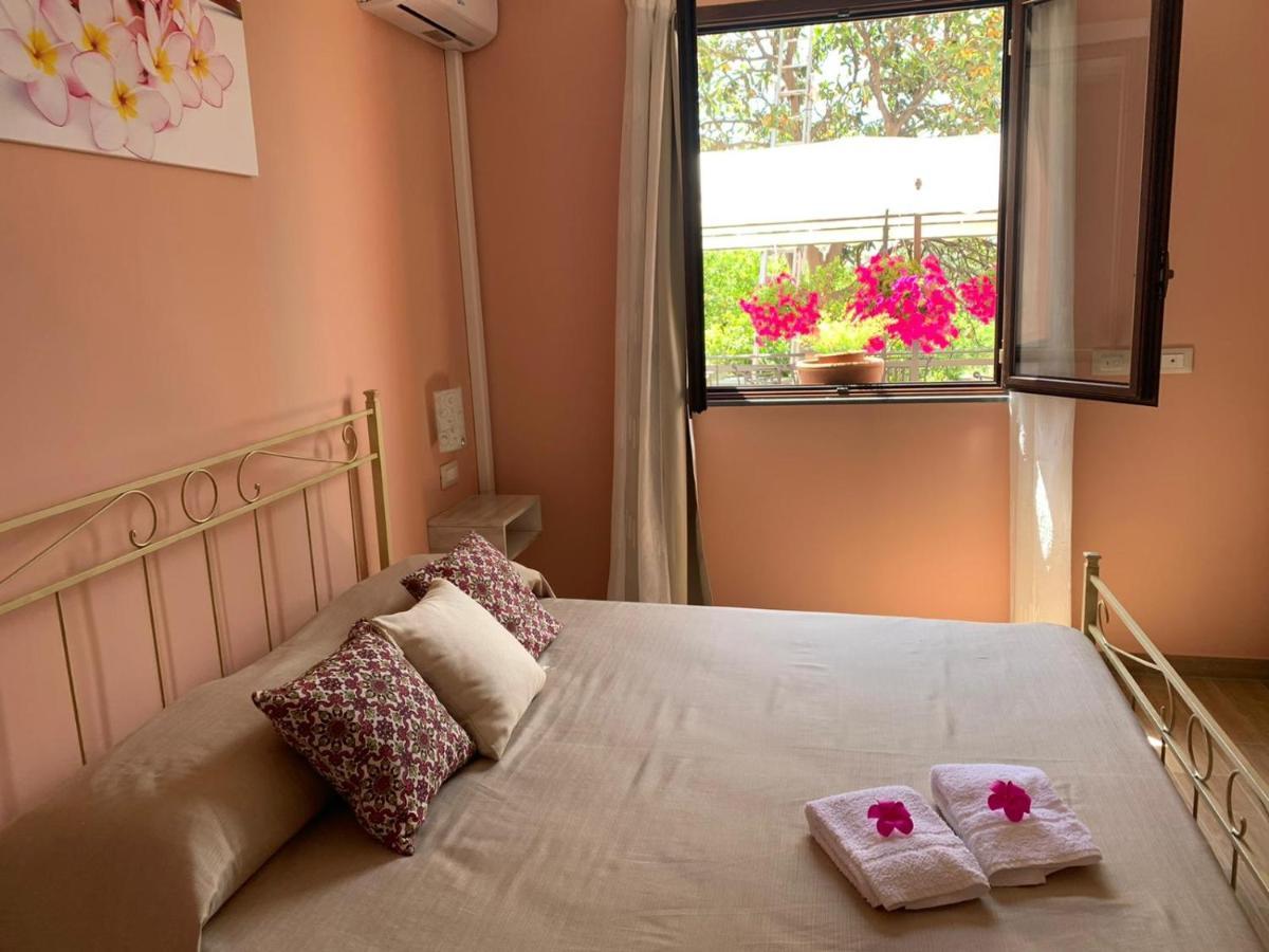 La Pomelia B&B Sofia ทรัปปิเตลโล ภายนอก รูปภาพ